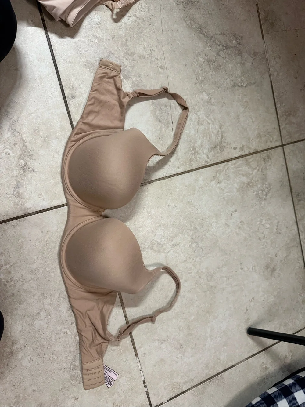 Victoria's Secret Beige Demi Bra with Pink Tag